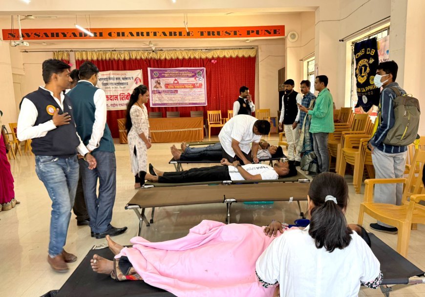 रक्तदान हेच श्रेष्ठदान समजून विद्यार्थ्यांनी केले रक्तदान