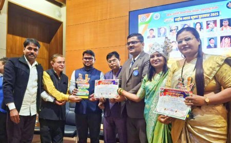 चाकण येथील आघाव दांपत्याला राष्ट्रीय भारत भूषण पुरस्कार प्रदान