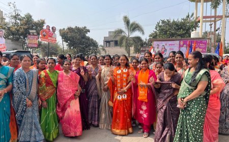 कुरुळी - आळंदी ग्रामीण जिल्हा परिषद गटात प्रचाराला वेग; शिवसेना उमेदवार विनया मुंगसे यांना मतदारांचा ठाम पाठिंबा