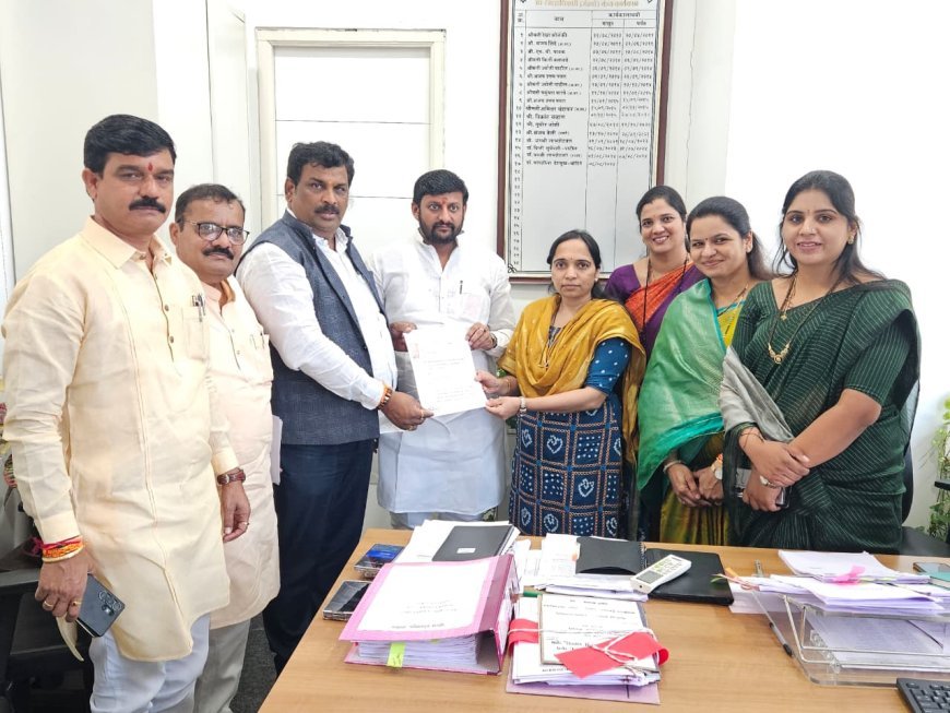 जिल्हा परिषदेत विजयदादांची ‘दादागिरी’; शिवसेना (उद्धव बाळासाहेब ठाकरे) गटनेतेपदी निवड