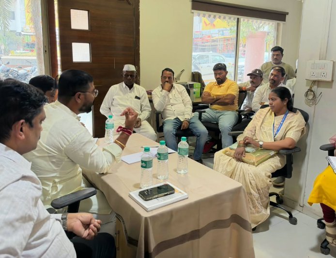 खराबवाडीचा पाणीप्रश्न ऐरणीवर;गणेश बोत्रेंनी अधिकाऱ्यांना धरले धारेवर