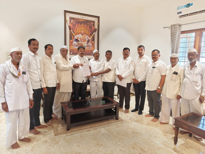 सोसायटी प्रतिनिधींच्या मागणीवरून जिल्हा परिषद निधीतून ३० लाखांचा निधी मंजूर